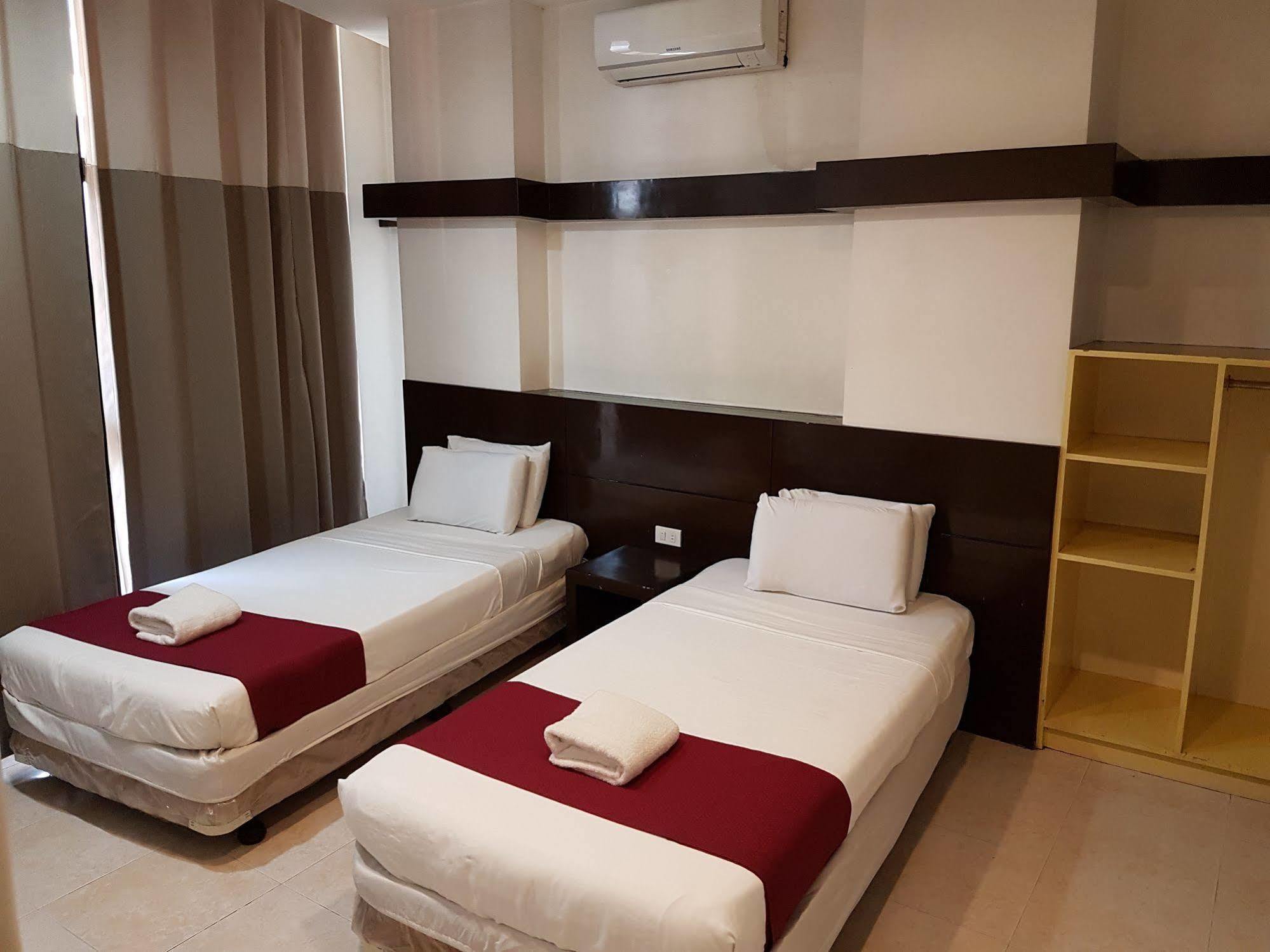 Ong Bun Pension House Iloilo City Buitenkant foto