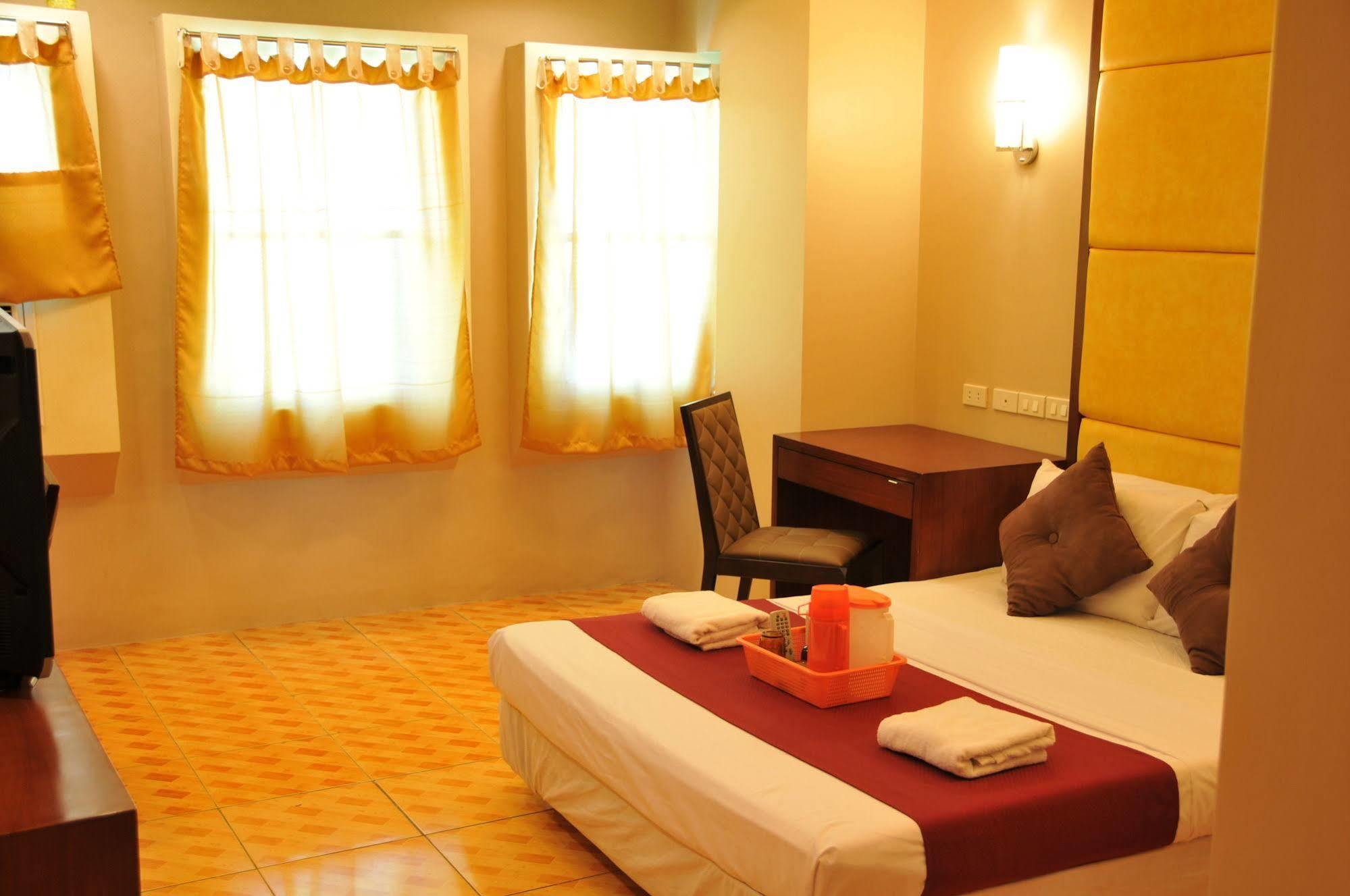 Ong Bun Pension House Iloilo City Buitenkant foto